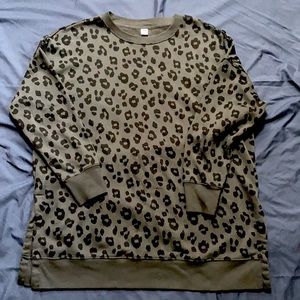 Women’s Tunic Sweatshirt